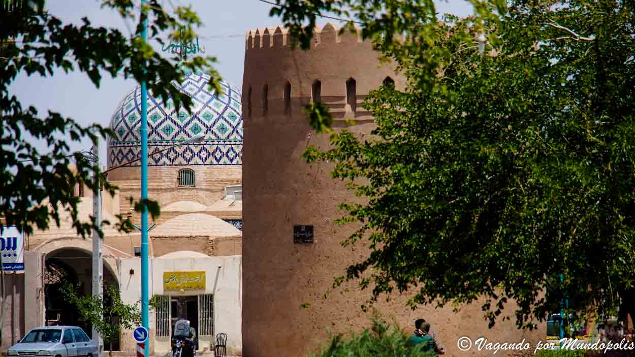 que-debes-saber-antes-de-viajar-a-iran