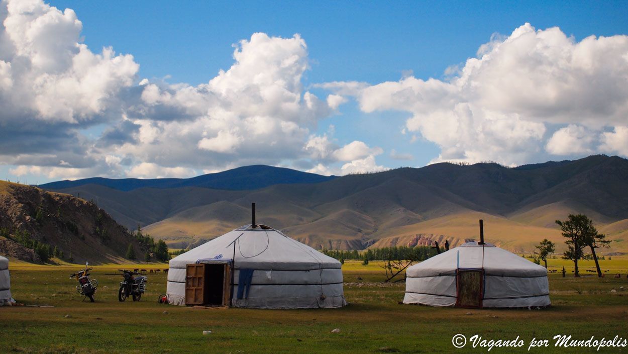 que-ver-en-mongolia-tsenkher