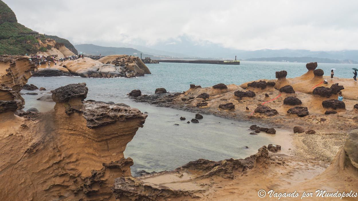 yehliu-geopark-taiwan