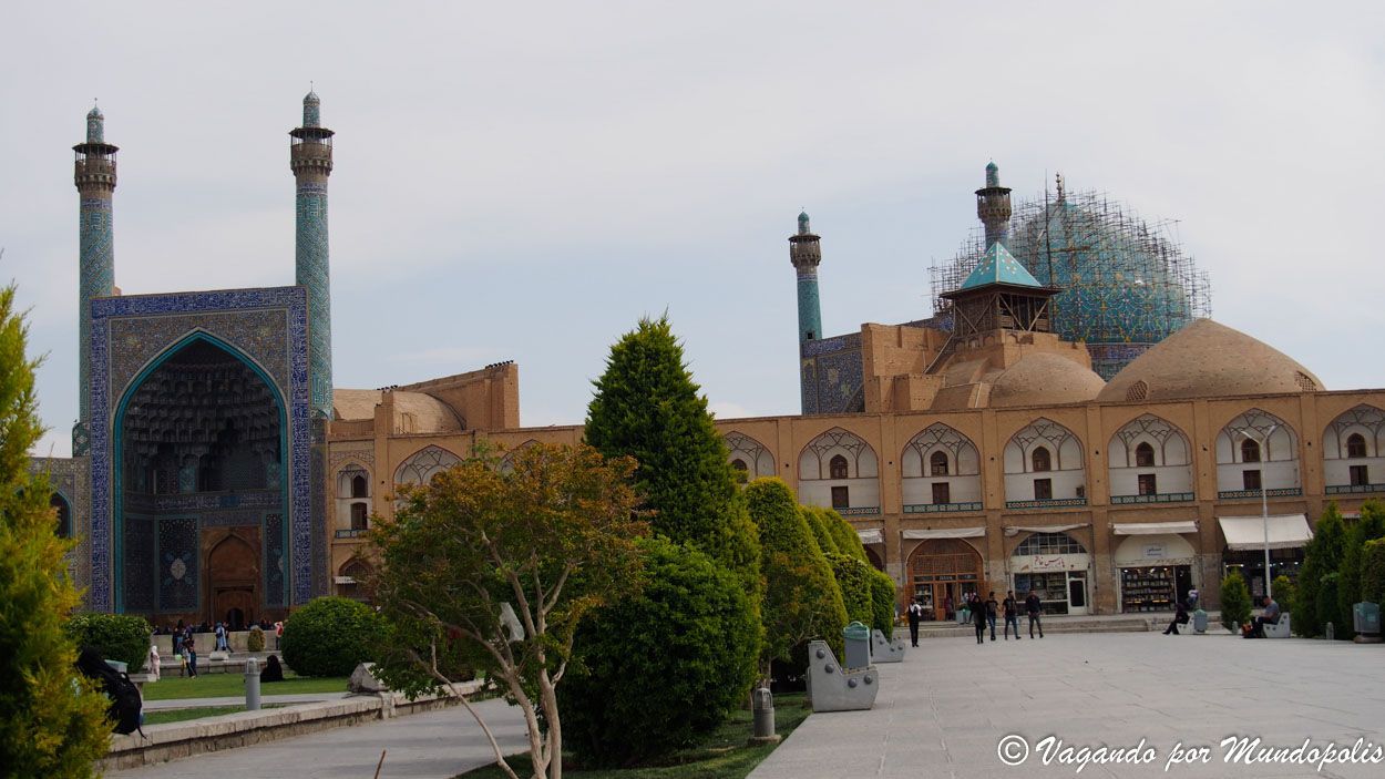 plaza-real-isfahan